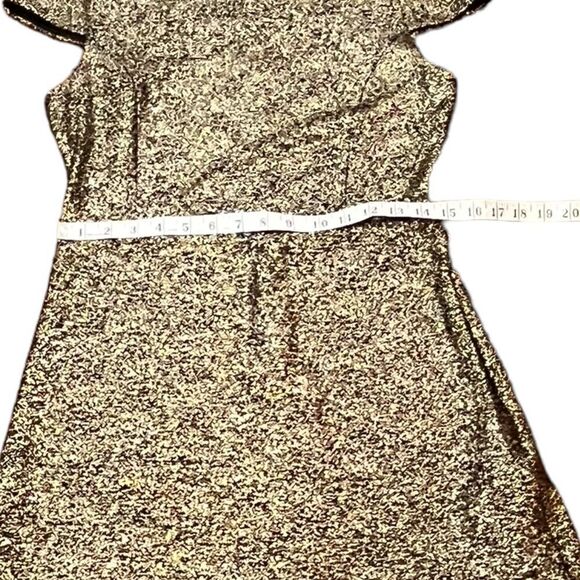 Michael Kors Gold Foil Cap Sleeve Flounce Cocktail Dress, Size M, NWT - Picture 12 of 12